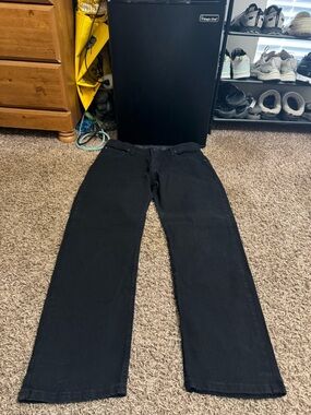 Wrangler Black Straight-Leg Jeans